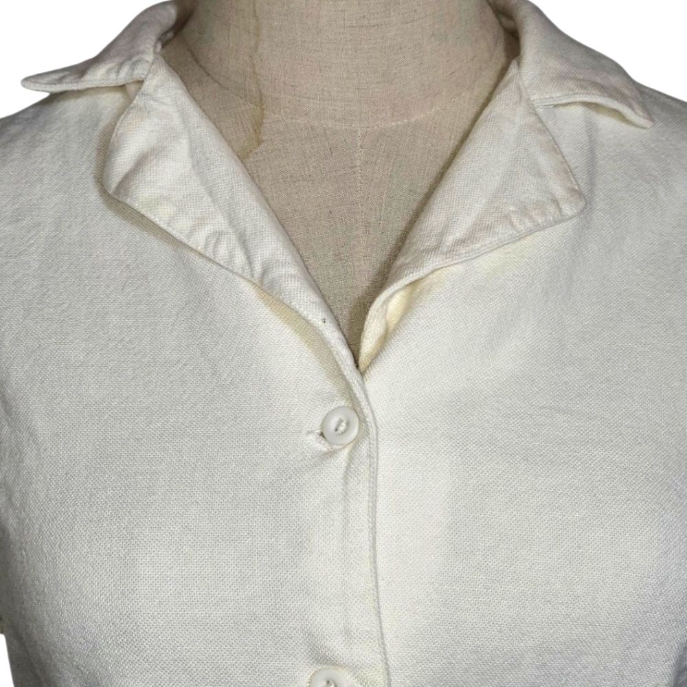 Brandy Melville John Galt Cream Cropped Button-Down Shirt - Picture 2 of 7